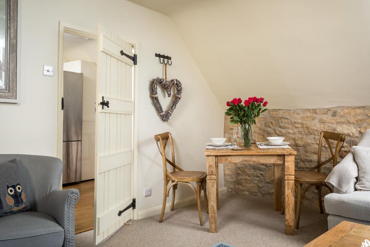 The Loft: Unique, Romantic, Grade II Listed, Dog Friendly Stow-on-the-Wold ภายนอก รูปภาพ