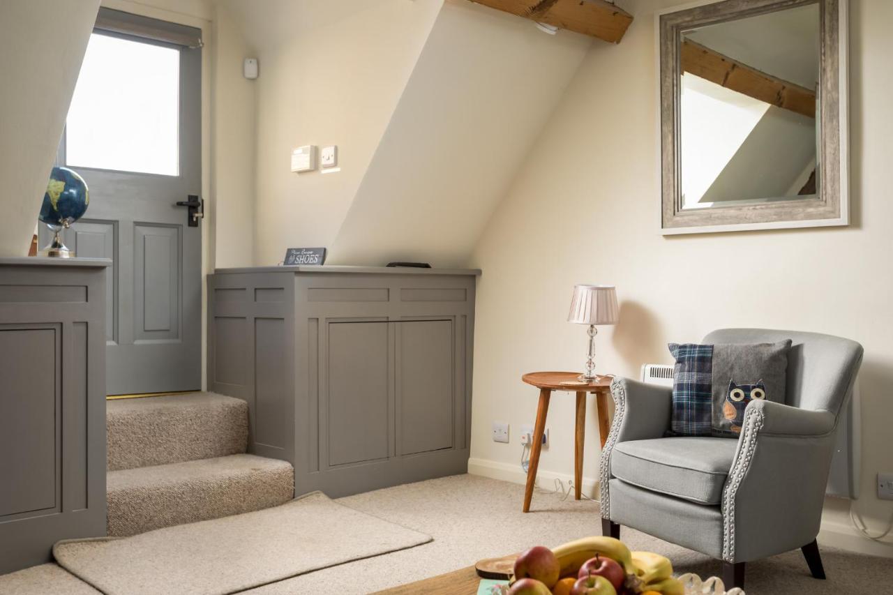 The Loft: Unique, Romantic, Grade II Listed, Dog Friendly Stow-on-the-Wold ภายนอก รูปภาพ